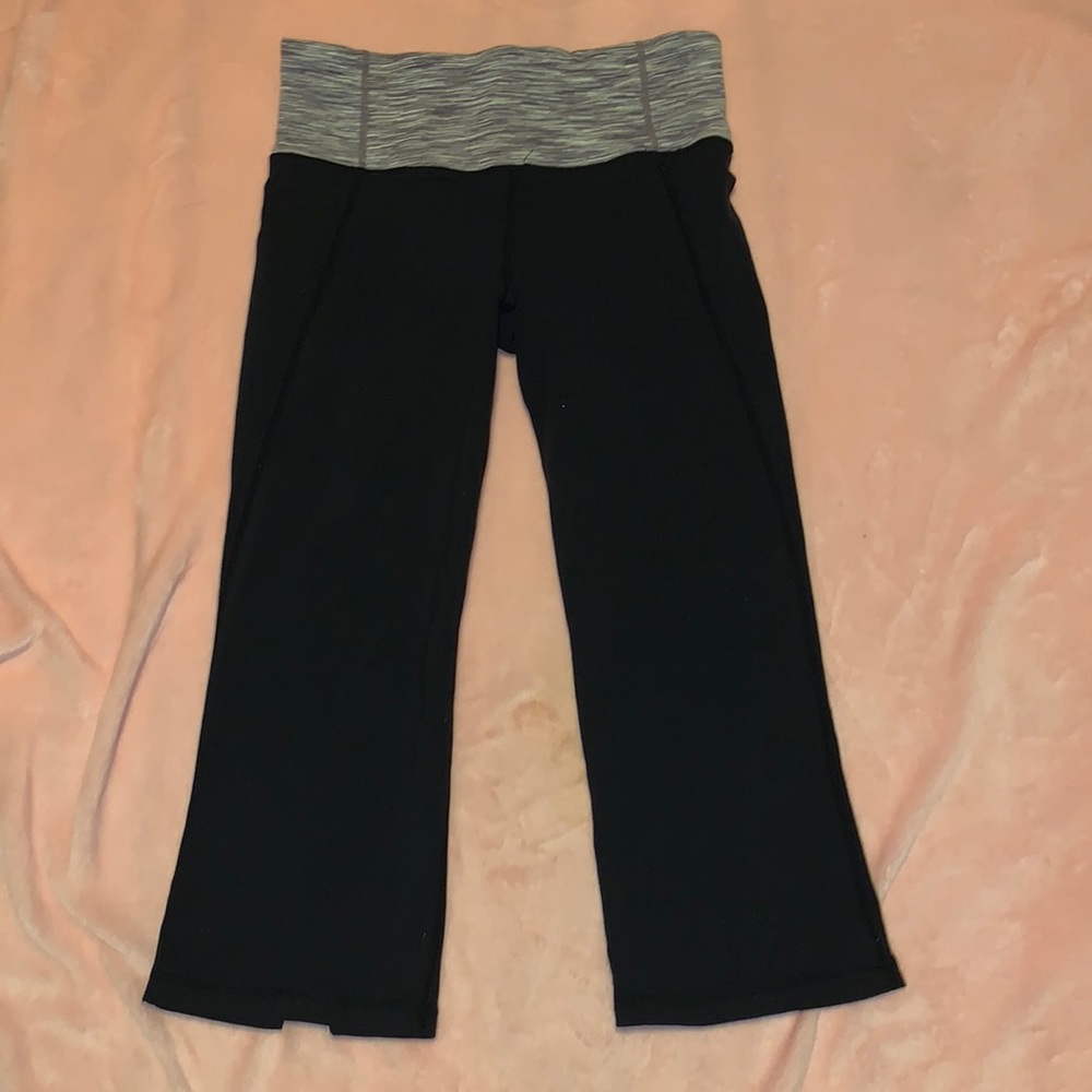 Black Lululemon capris